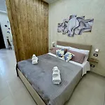 Casetta Philia - *